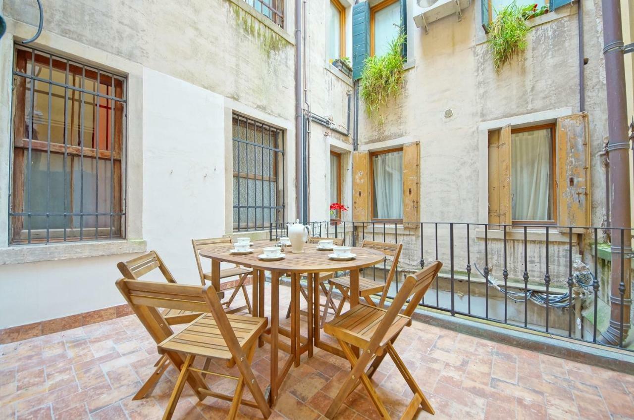 Dolcevita Apartments N 374 Veneza Exterior foto